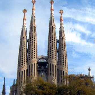 Temple La Sagrada Familia Antonio Gaudi Masterpiece